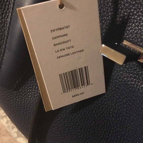 Michael Kors Collection Bancroft Tote - Picture 4 of 6